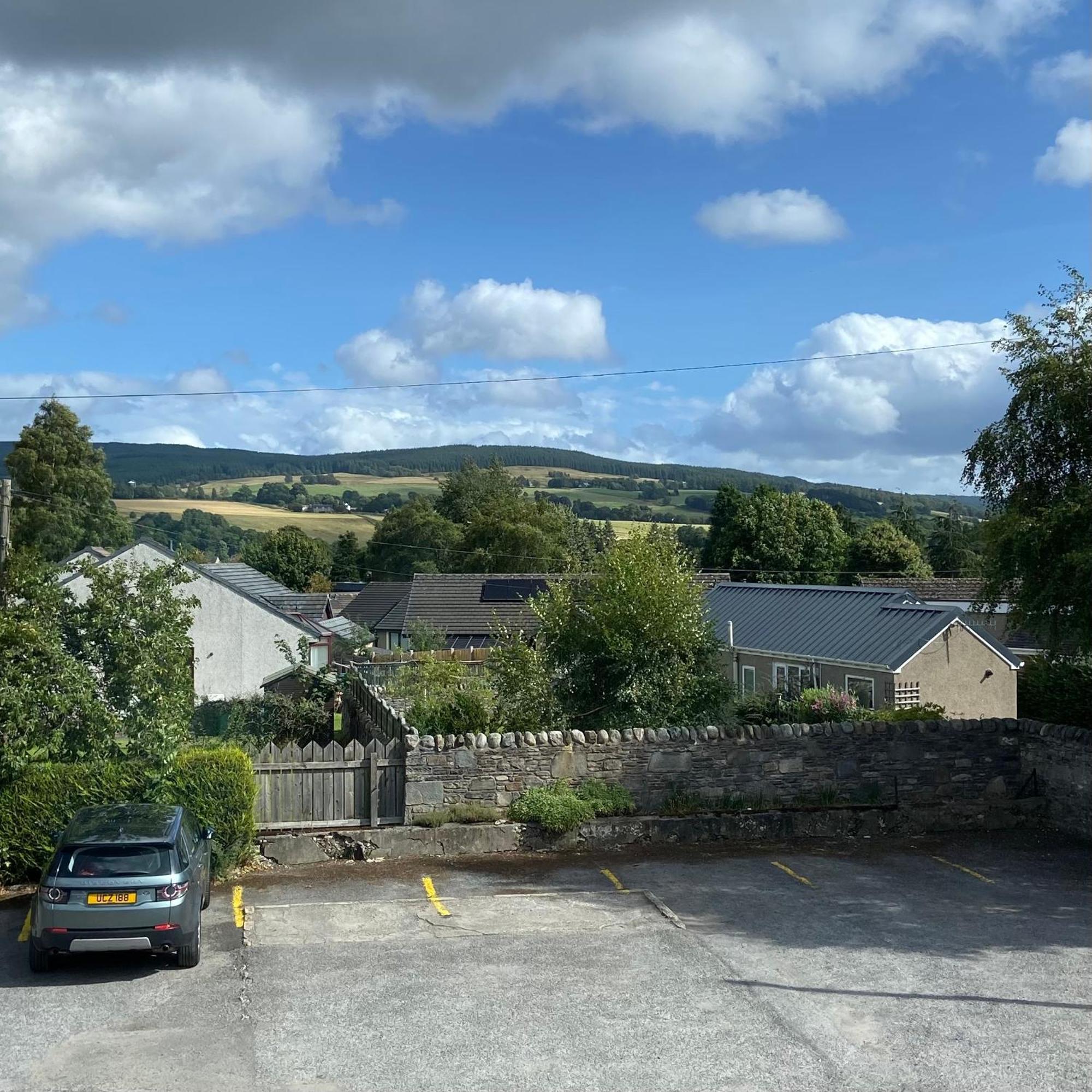 Craigvrack Hotel & Restaurant Pitlochry Exterior photo